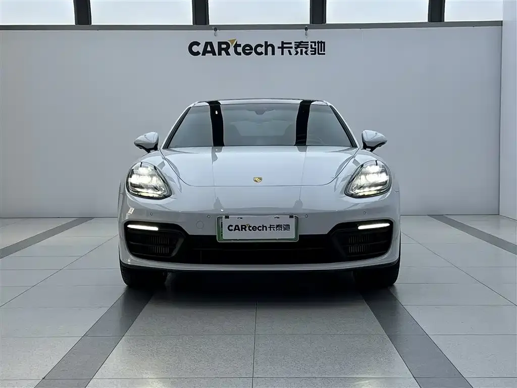 Porsche Panamera Hybrid — фото 2