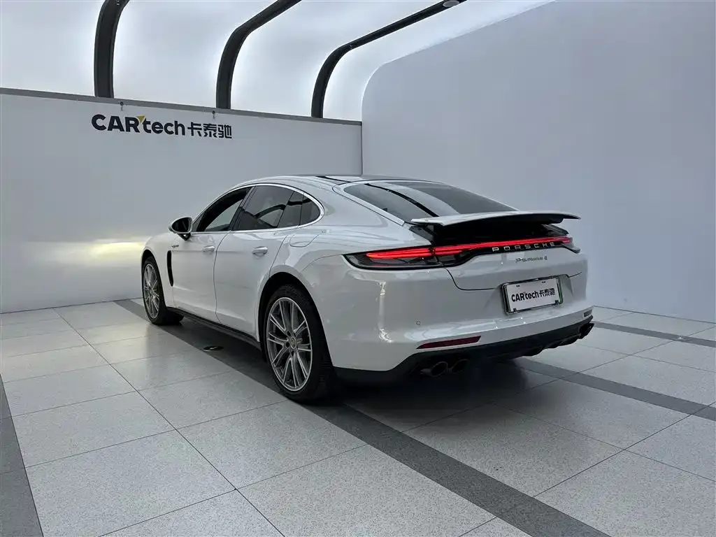 Porsche Panamera Hybrid — фото 4