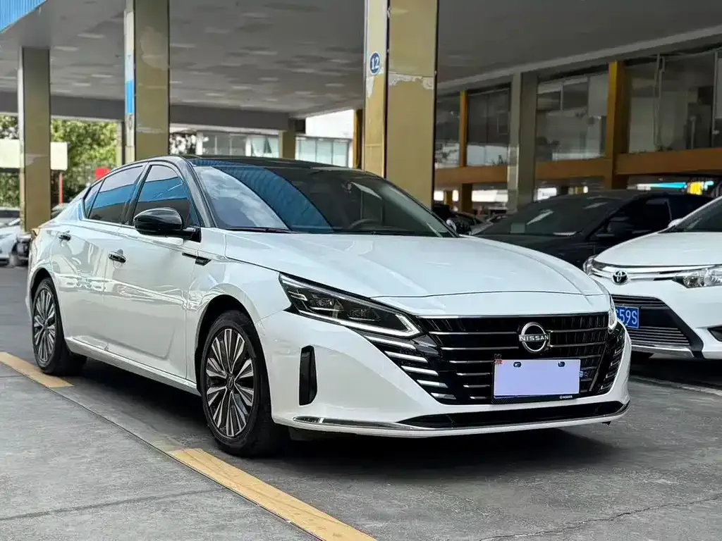 Nissan Teana 2023 из CN, фото 3