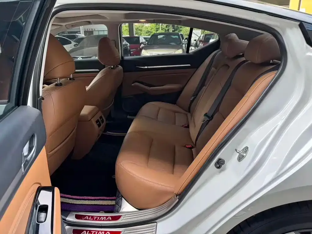Nissan Teana 2023 из CN, фото 6