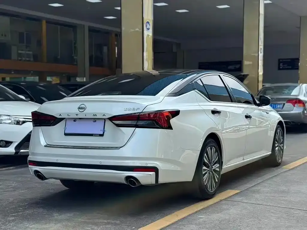 Nissan Teana 2023 из CN, фото 9