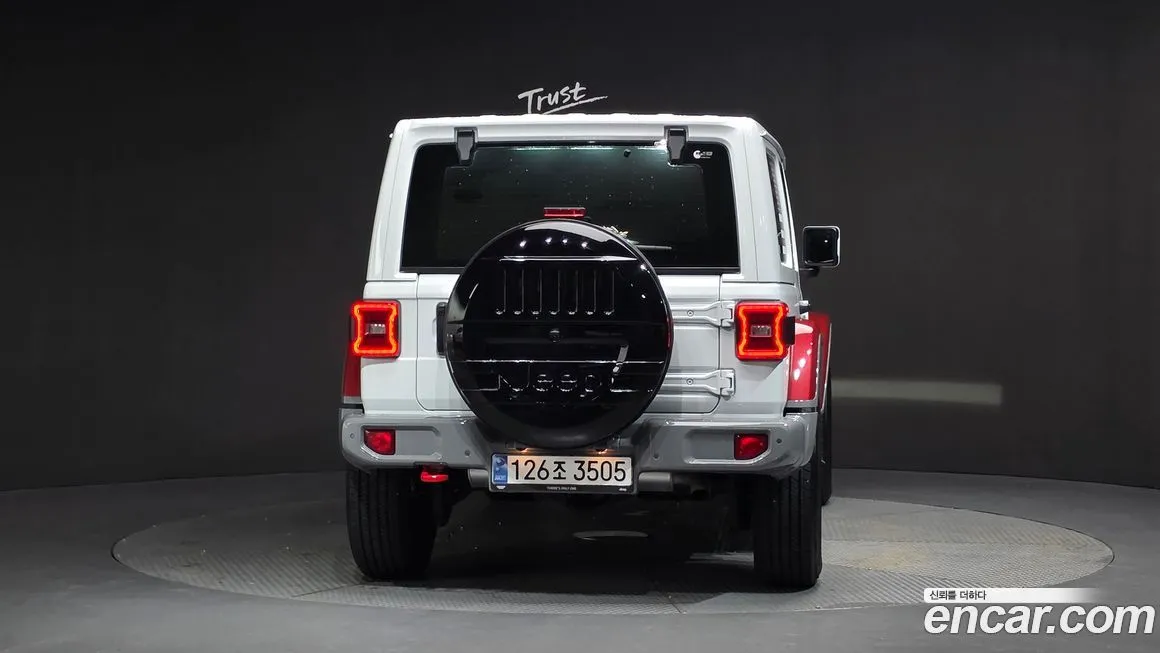 Jeep Wrangler 2024 из KR, фото 4