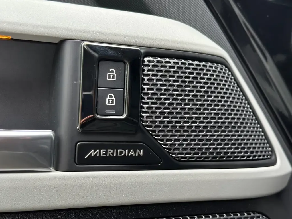 Land Rover Defender 2022 из CN, фото 9