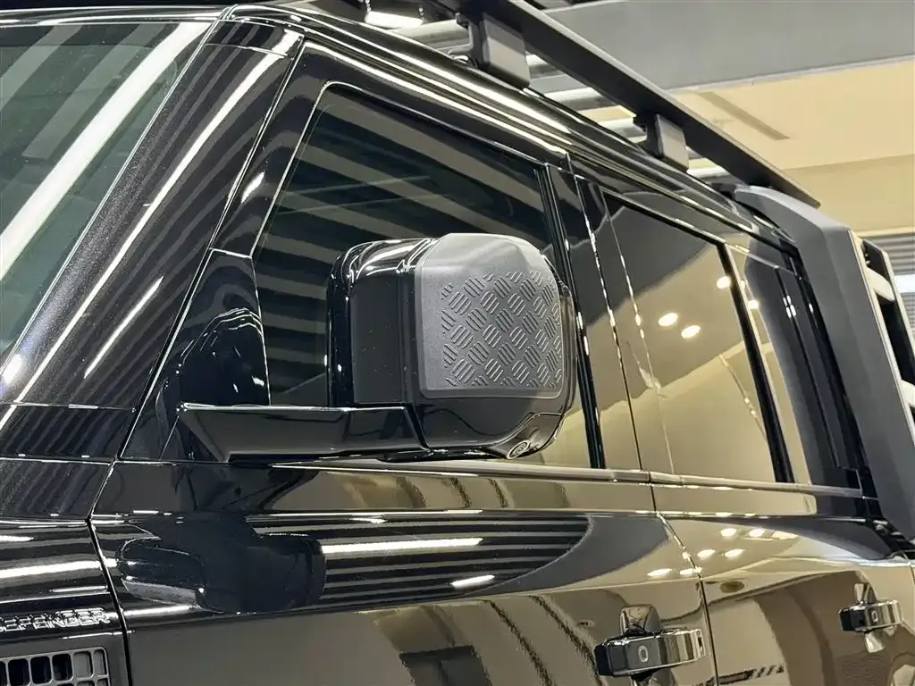 Land Rover Defender 2023 из CN, фото 10