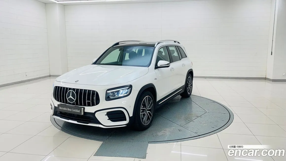 Mercedes-Benz GLB-Class — фото 1