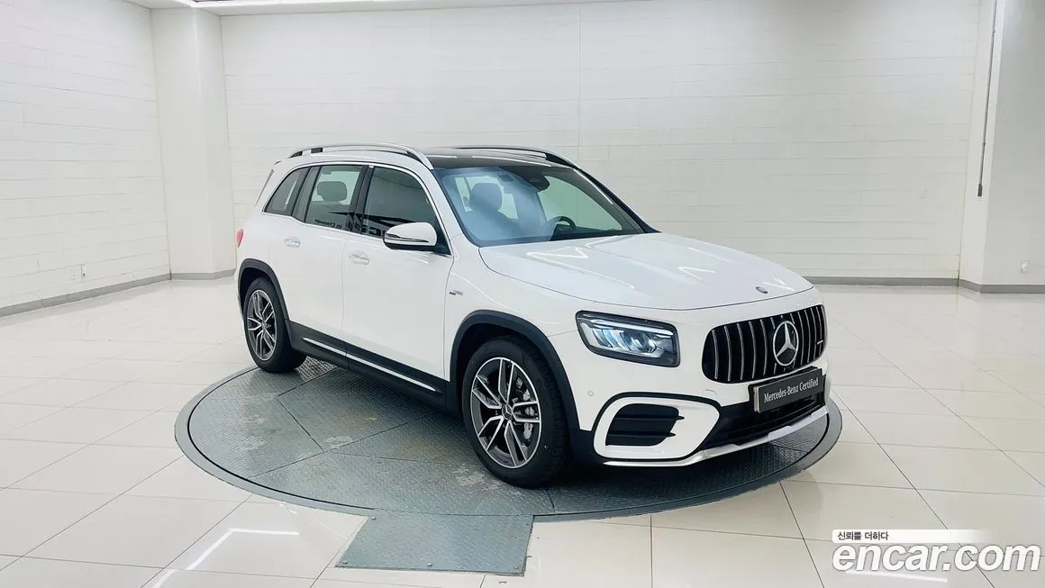 Mercedes-Benz GLB-Class — фото 7