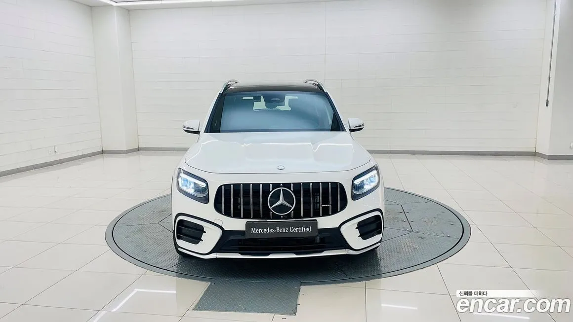 Mercedes-Benz GLB-Class — фото 8