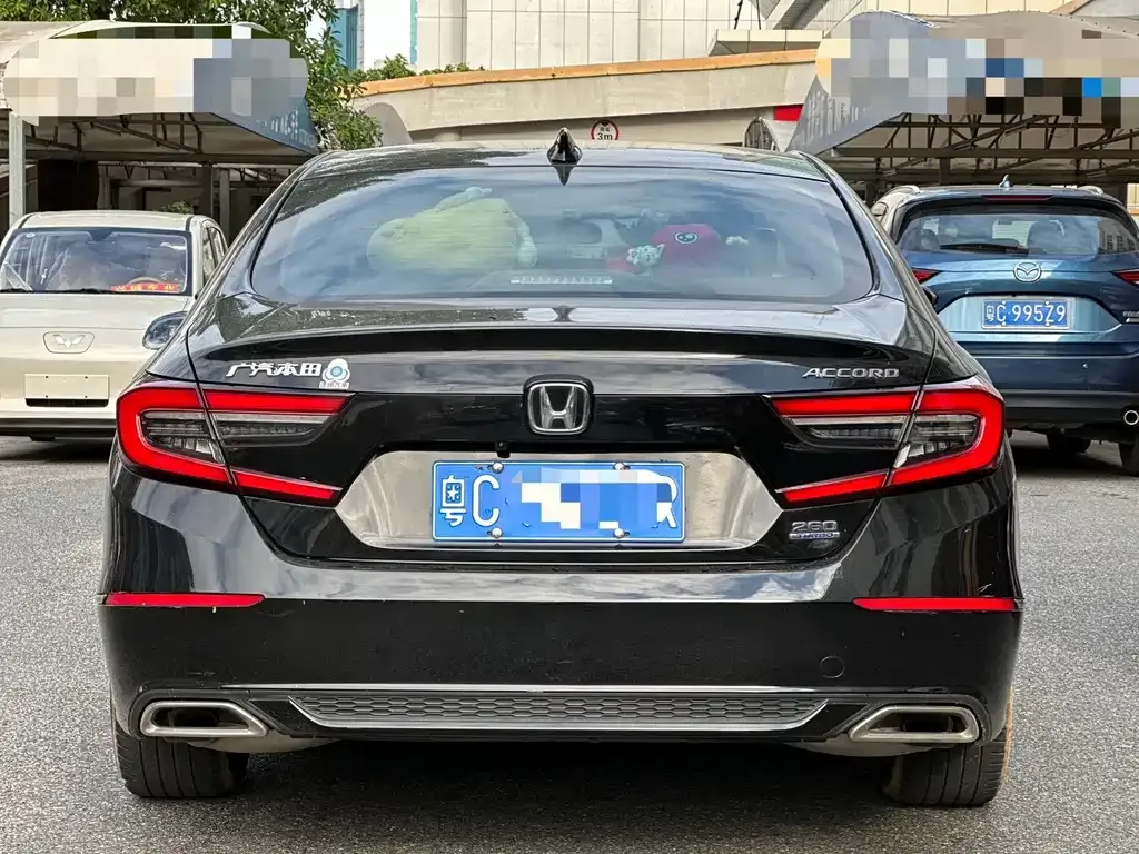 Honda Accord — фото 6