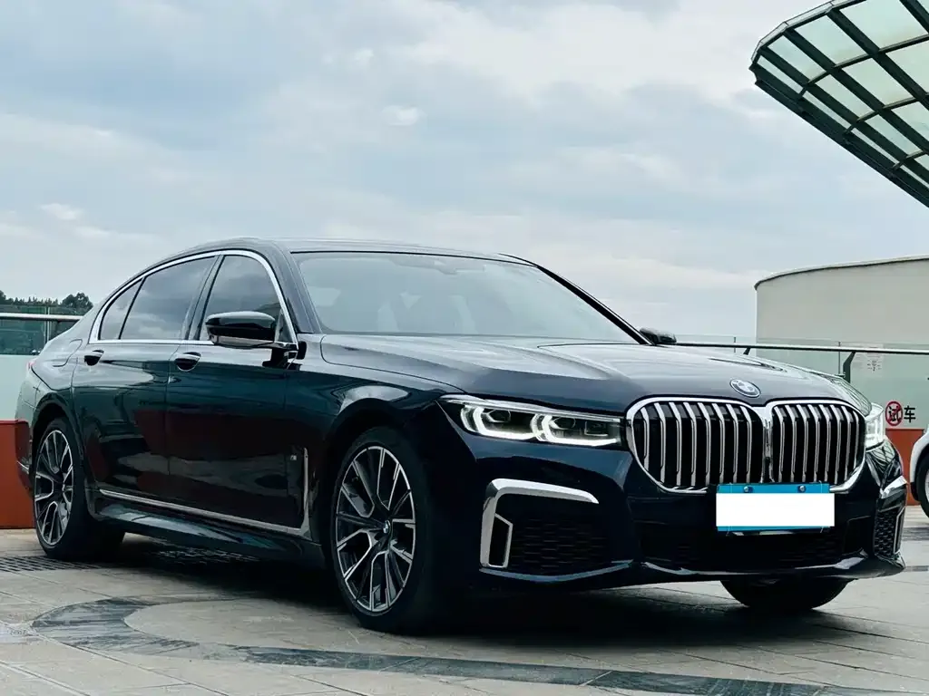 BMW 7 Series — фото 3
