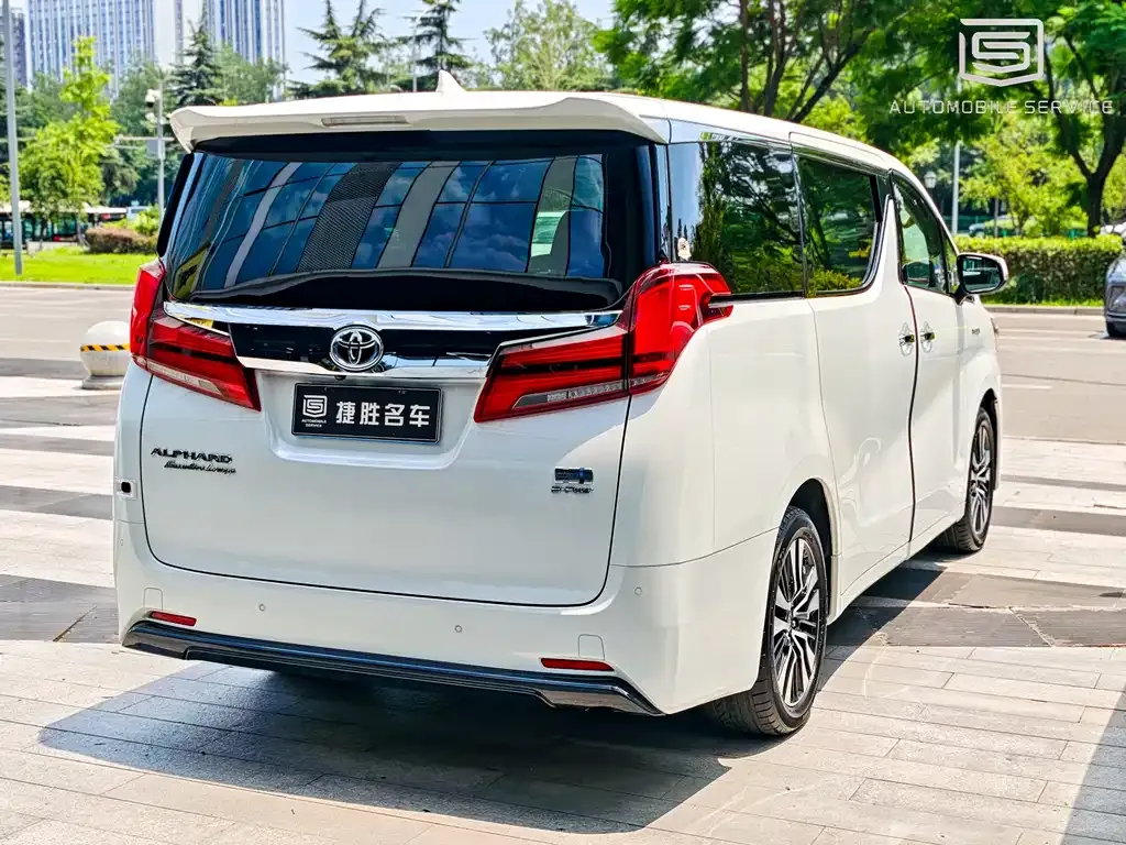 Toyota Alphard 2022 из CN, фото 3