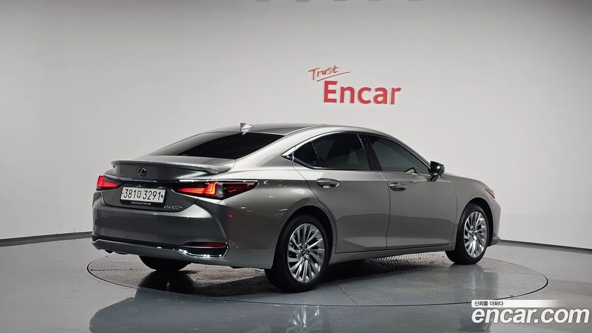 Lexus ES 2024 из KR, фото 2