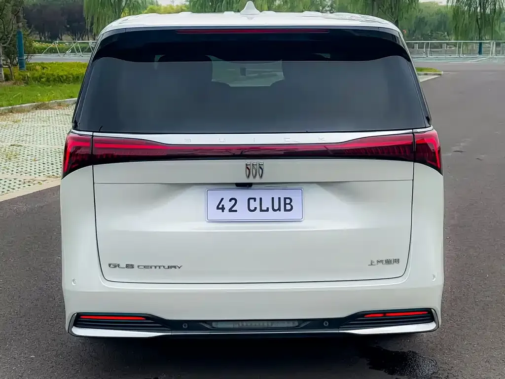 Buick Century 2023 из CN, фото 3