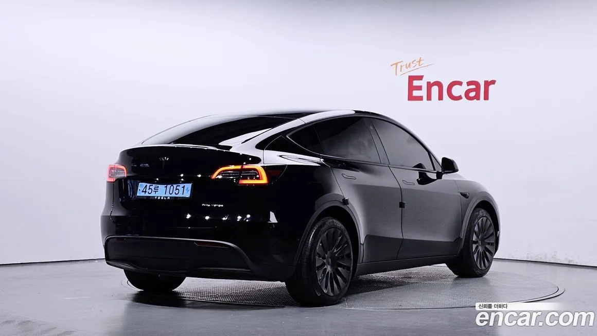 Tesla Model Y 2022 из KR, фото 2