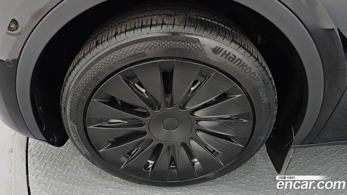 Tesla Model Y 2022 из KR, фото 5