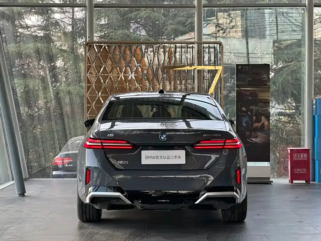 BMW i5 2024 из CN, фото 5