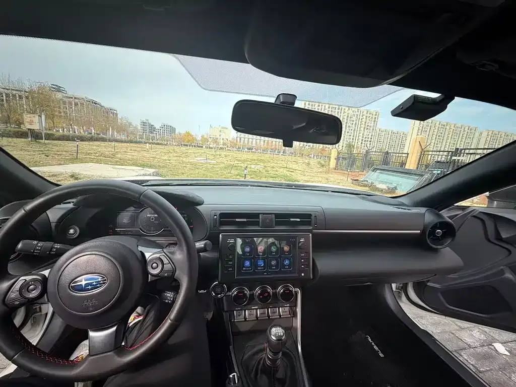Subaru BRZ 2023 из CN, фото 6