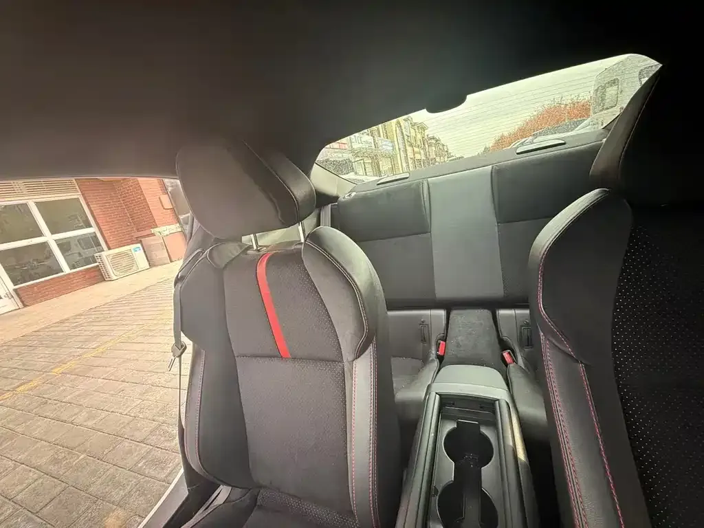 Subaru BRZ 2023 из CN, фото 7