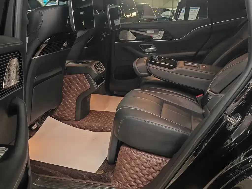 Mercedes-Benz GLS — фото 4