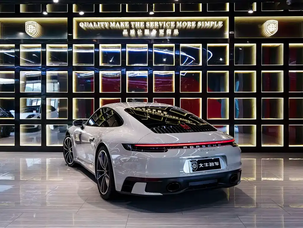 Porsche 911 2021 из CN, фото 4