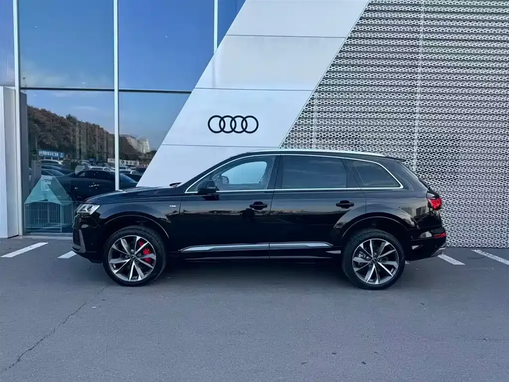 Audi Q7 — фото 4