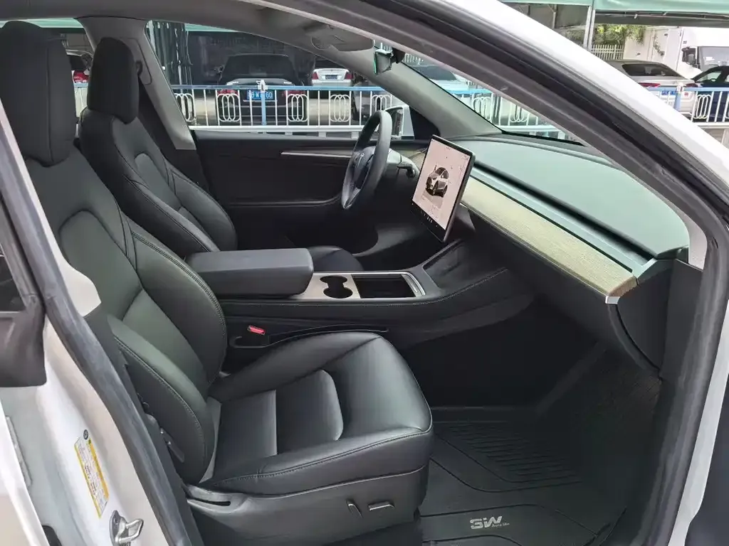 Tesla Model Y 2022 из CN, фото 7