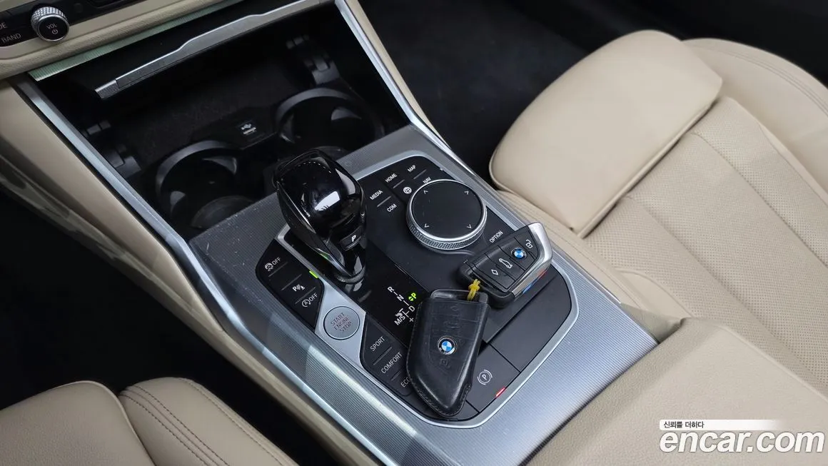BMW 3-Series 2022 из KR, фото 9