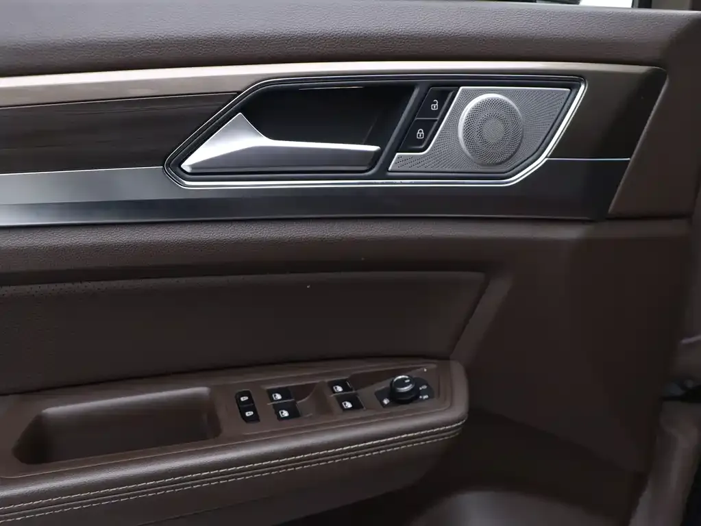 Volkswagen Viloran 2021 из CN, фото 6