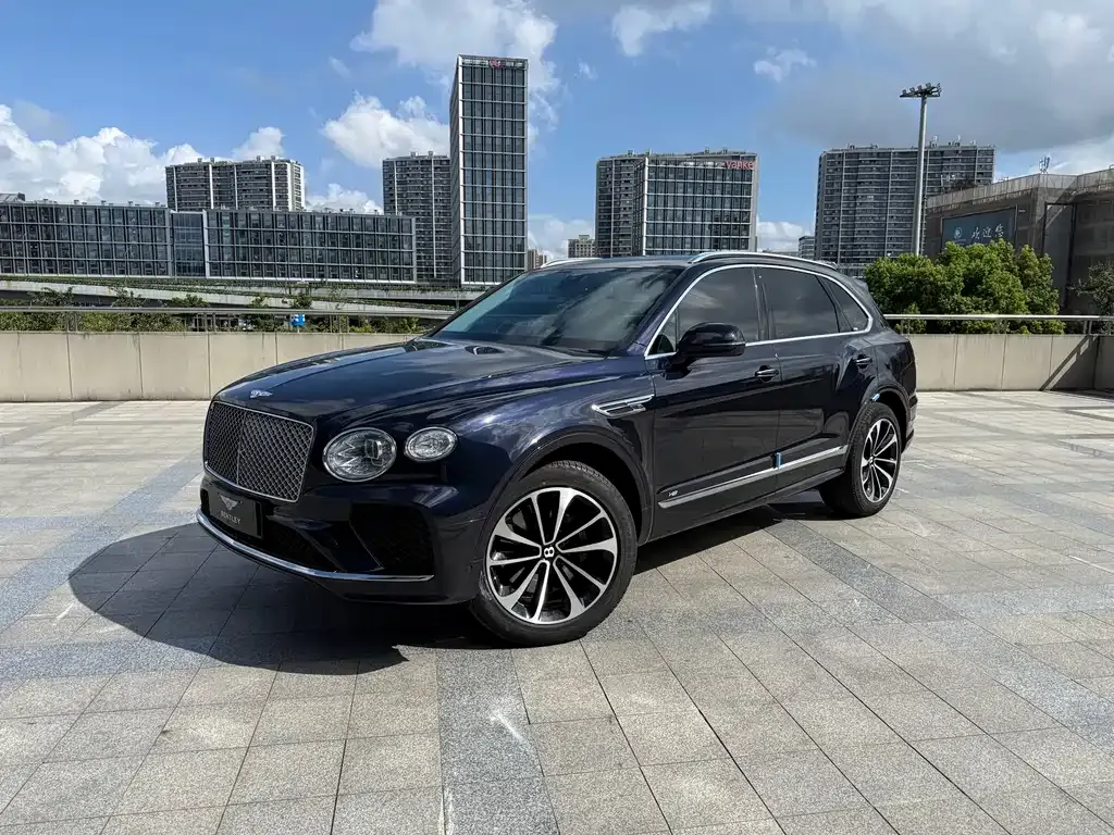 Bentley Bentayga — фото 1