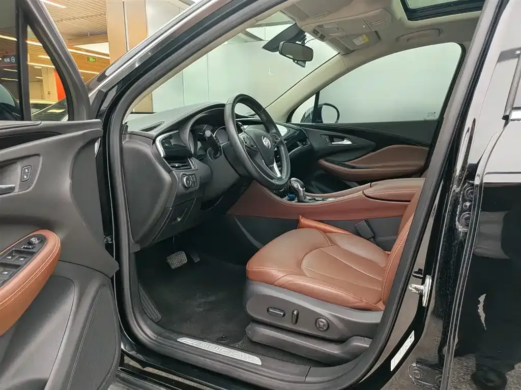 Buick Envision Plus — фото 7