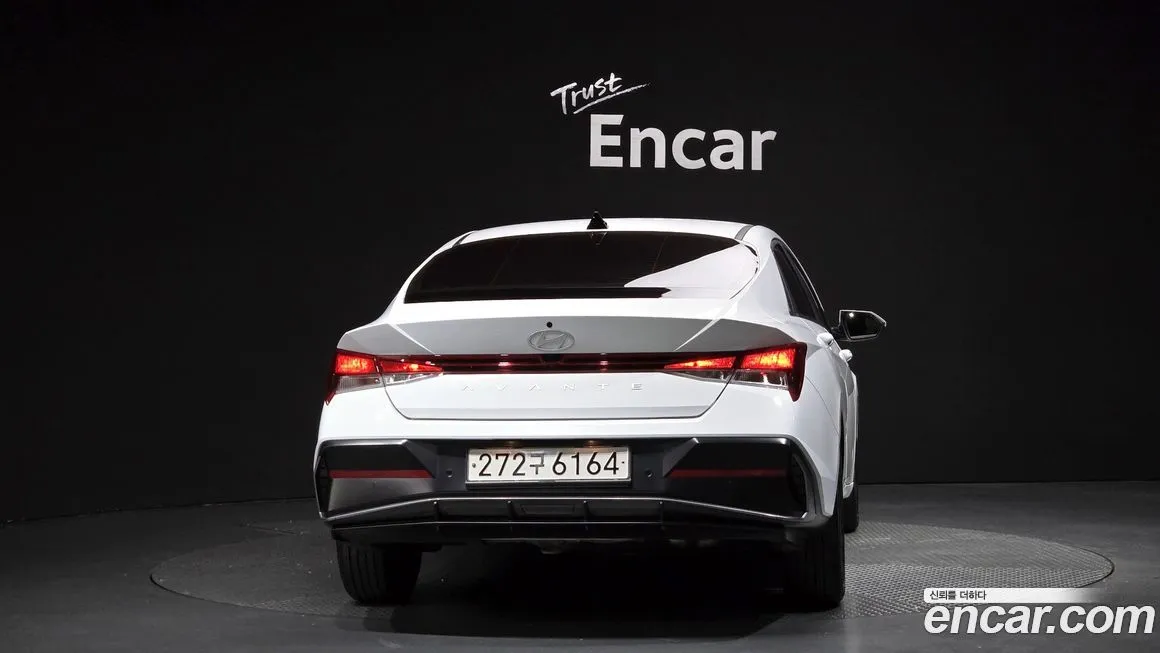 Hyundai AVANTE — фото 4