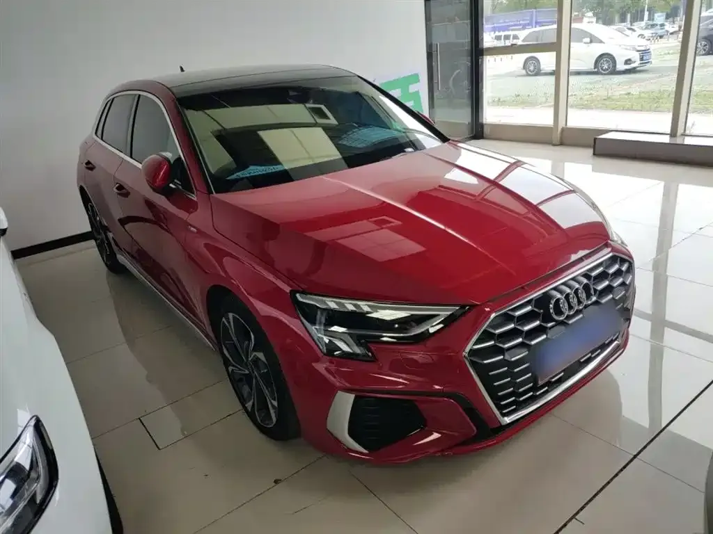 Audi A3 2023 из CN, фото 4