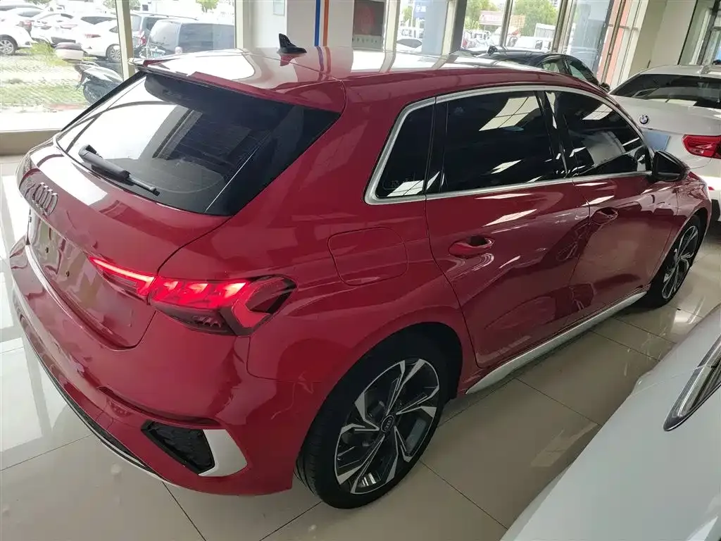 Audi A3 2023 из CN, фото 7