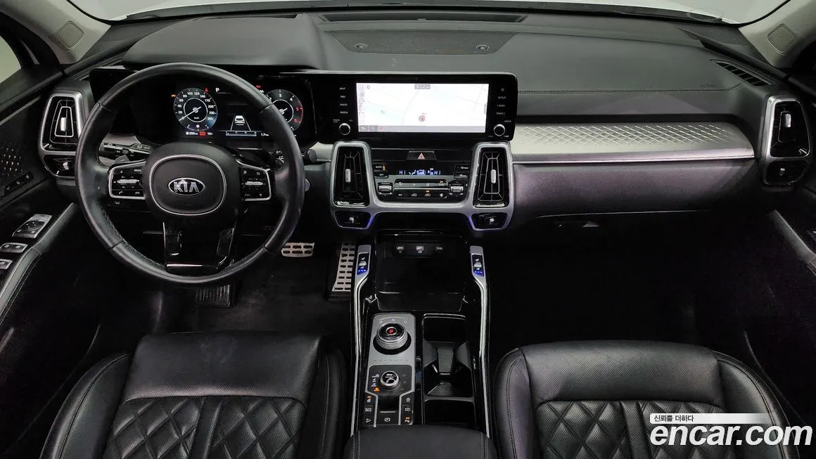 Kia Sorento — фото 7