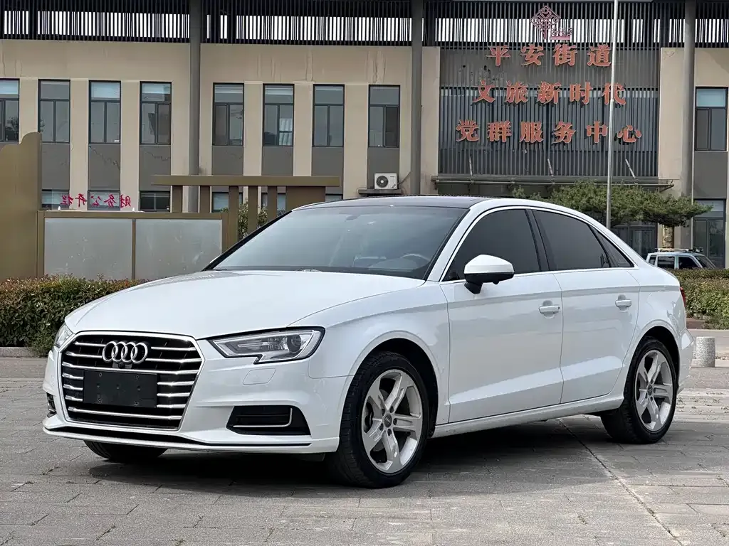 Audi A3 2021 из CN, фото 1