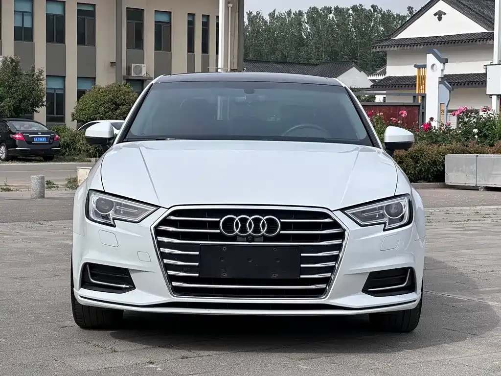 Audi A3 2021 из CN, фото 2