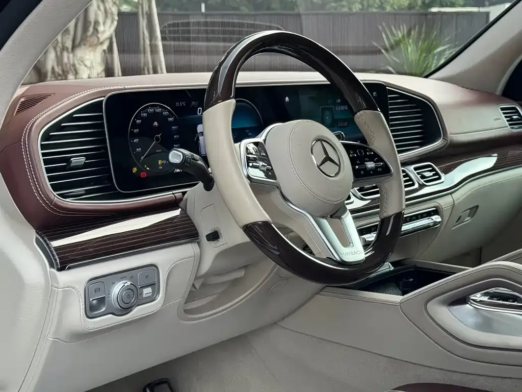 Mercedes-Benz GLS — фото 3