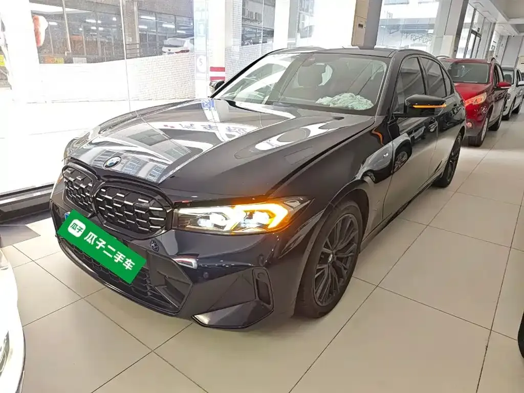 BMW 3 Series 2023 из CN, фото 1