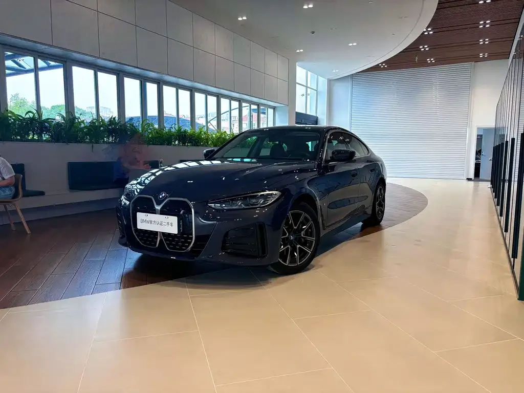 BMW i4 2025 из CN, фото 1