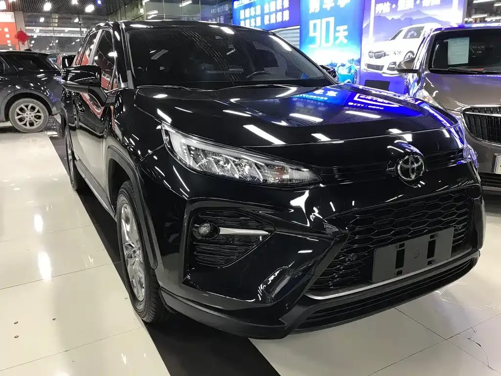 Toyota Wildlander — фото 3