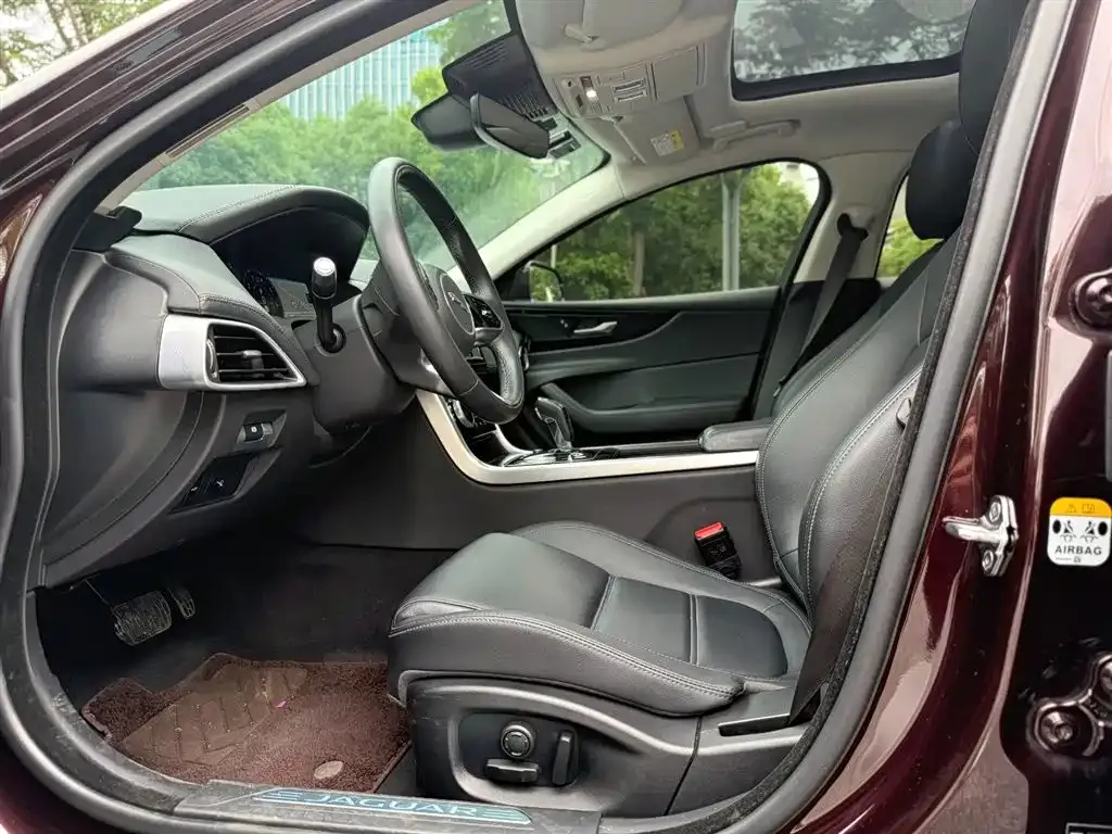 Jaguar XEL 2021 из CN, фото 4