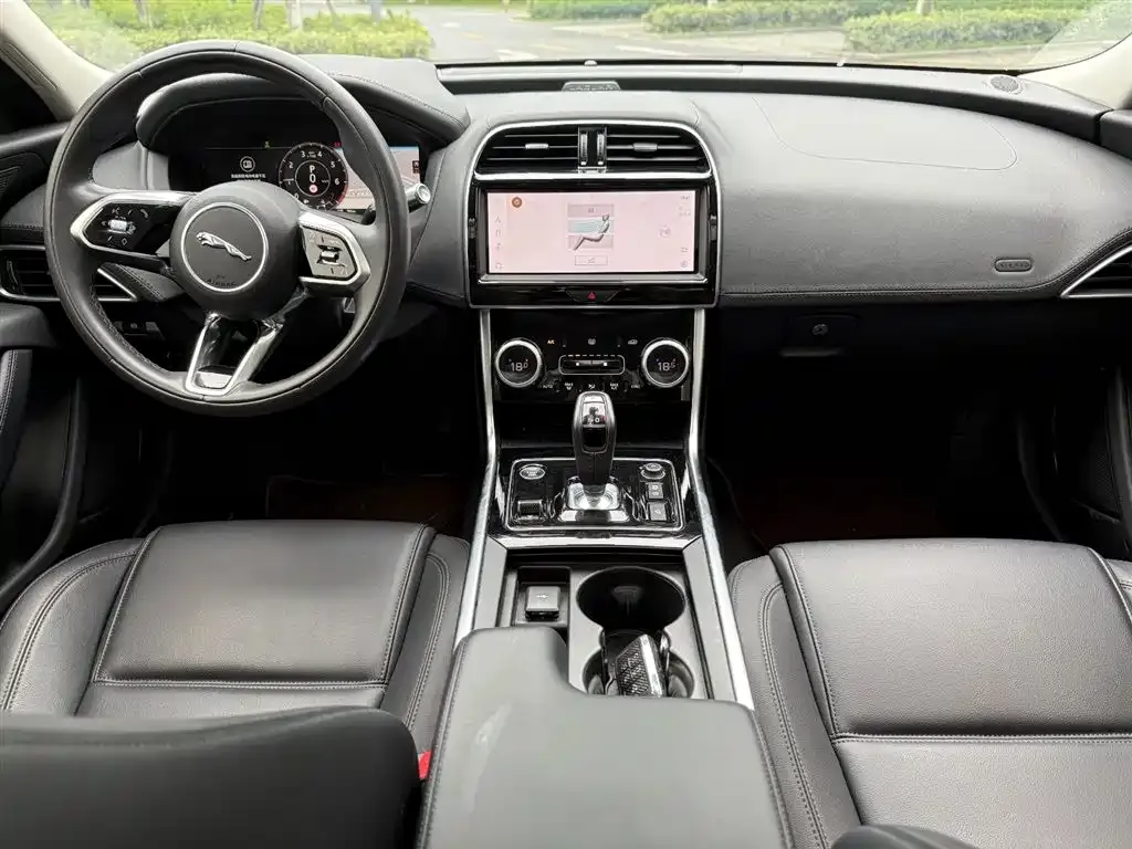 Jaguar XEL 2021 из CN, фото 5