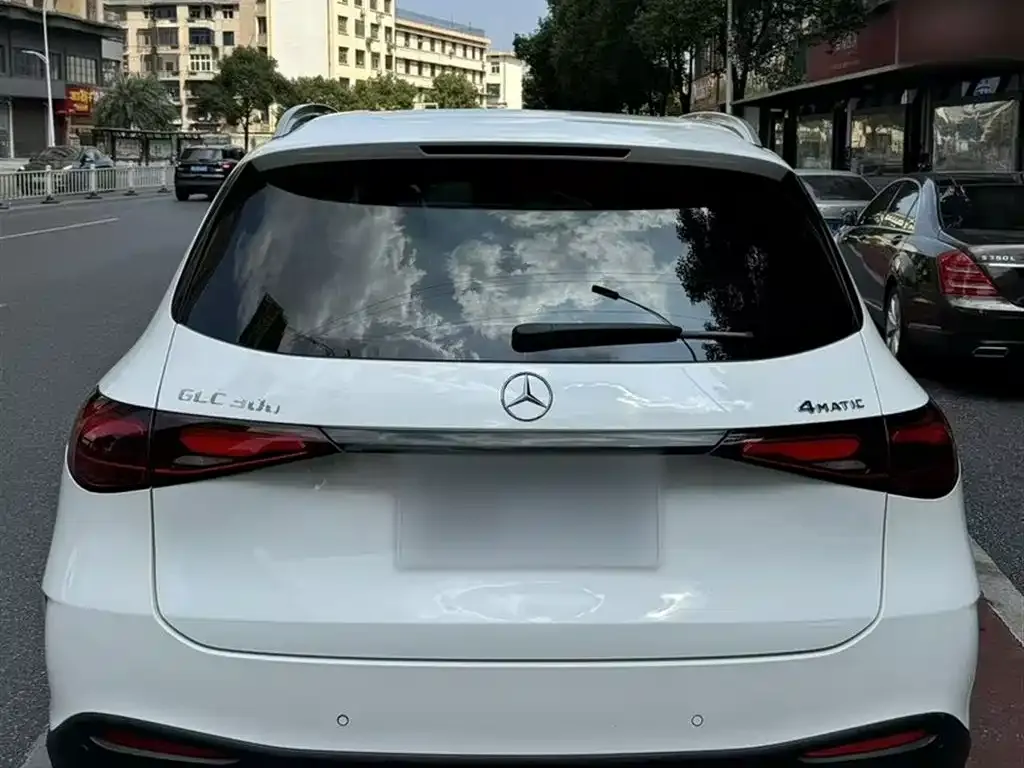 Mercedes-Benz GLC 2023 из CN, фото 6