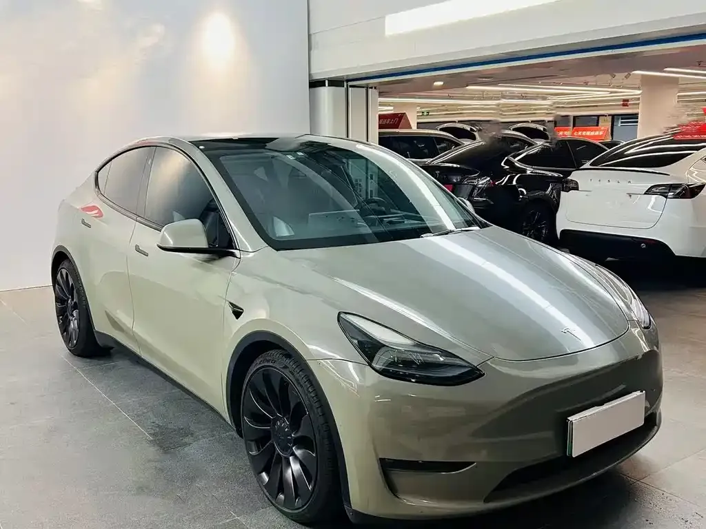 Tesla Model Y 2023 из CN, фото 3