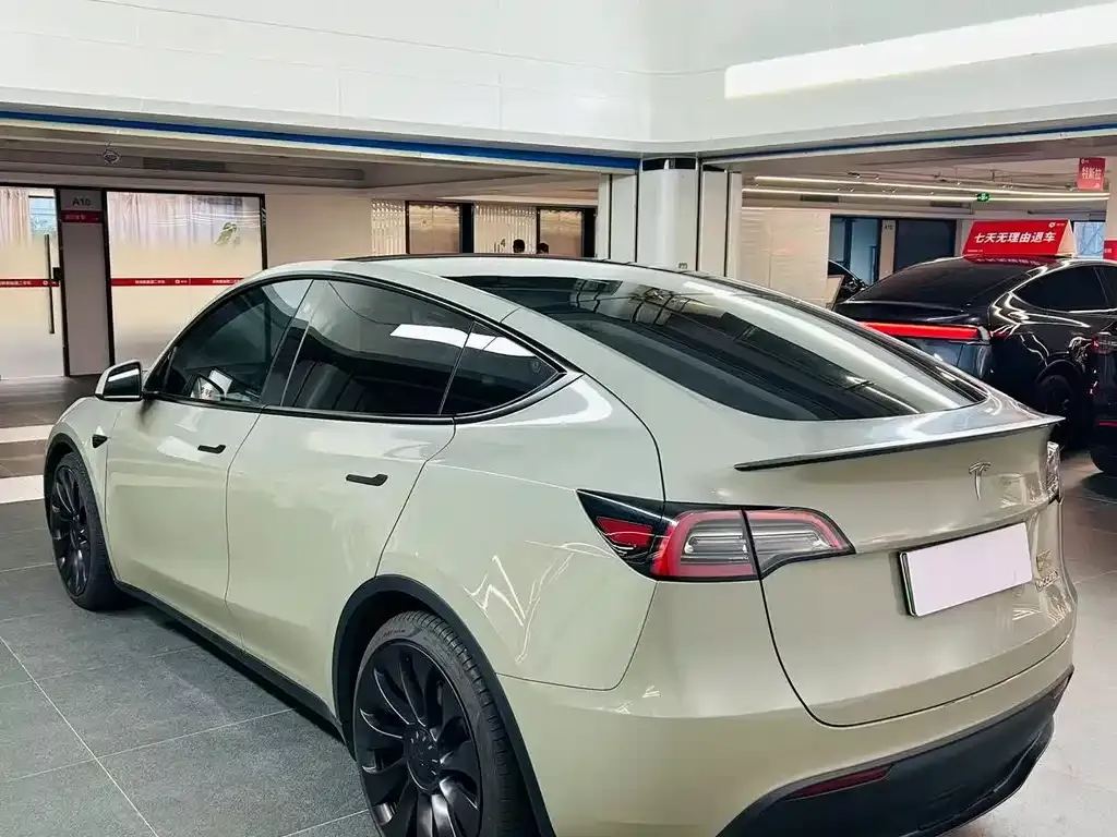 Tesla Model Y 2023 из CN, фото 7