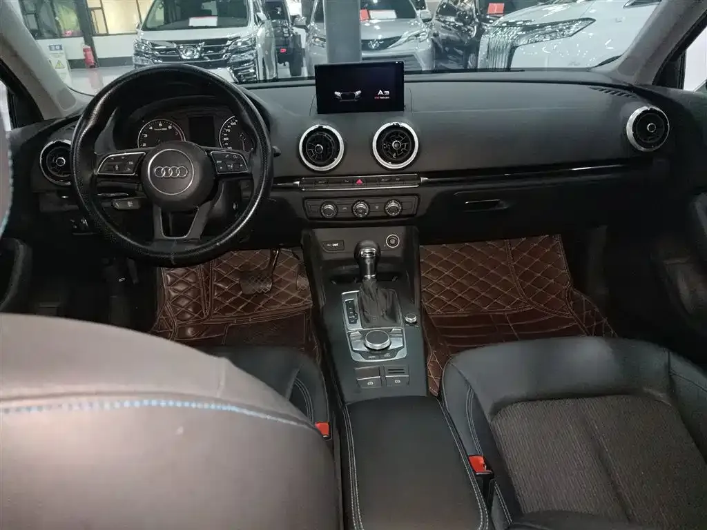 Audi A3 2021 из CN, фото 10