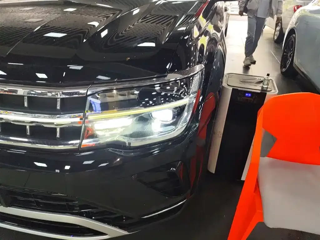 Volkswagen Teramont 2023 из CN, фото 7
