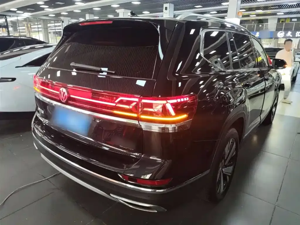 Volkswagen Teramont 2023 из CN, фото 9