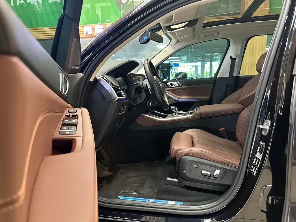 [object Object] X5 (Import) 2022 из CN, фото 6