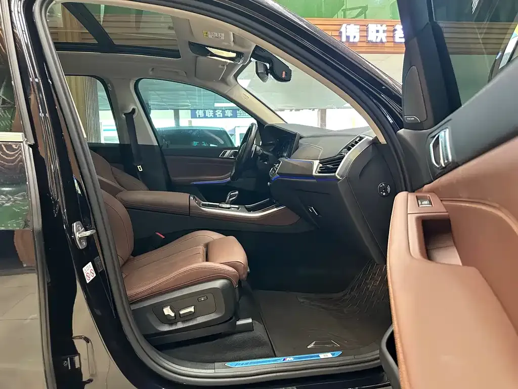 [object Object] X5 (Import) 2022 из CN, фото 9