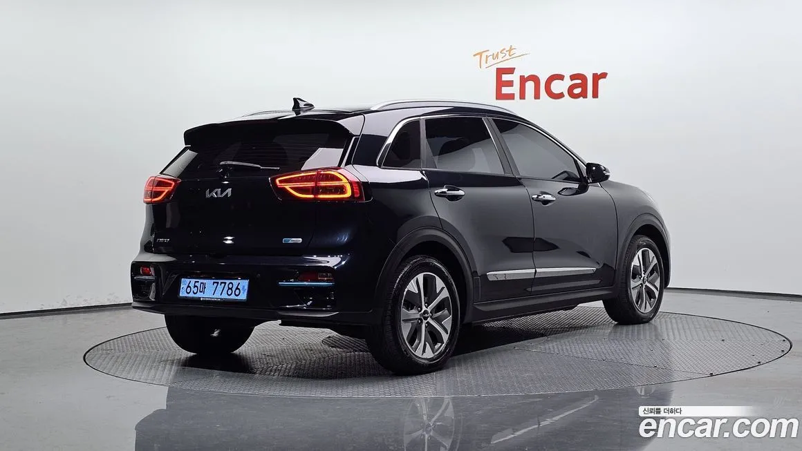 Kia Niro 2022 из KR, фото 2